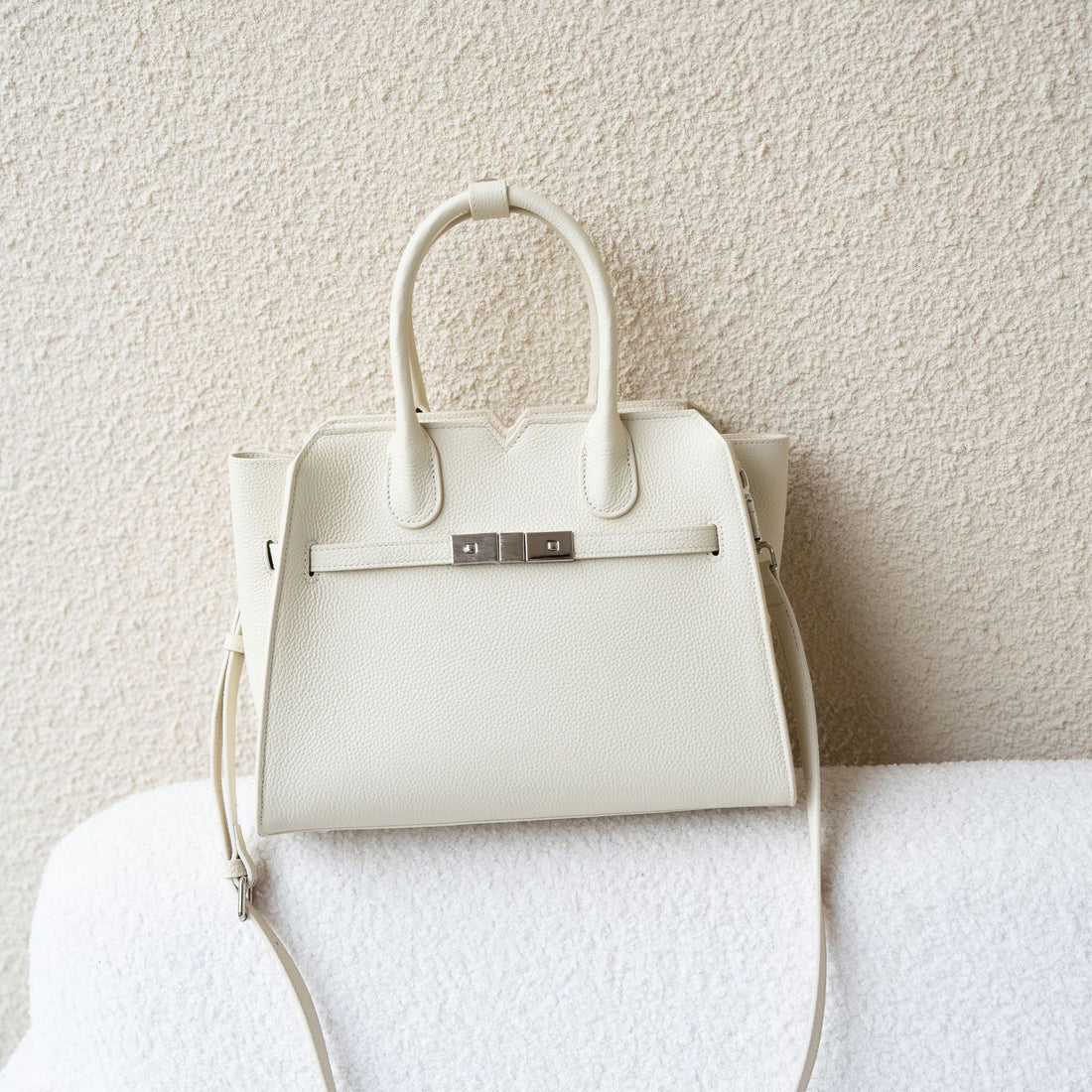 Luna Classic Bag